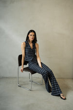 Cargar imagen en el visor de la Galería, Chaleco Bianca Ovalos Blue