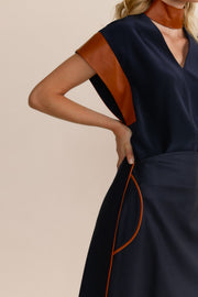 Top Isabella Navy Cognac