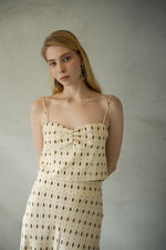 Load image into Gallery viewer, Top Julia Ovalos Beige
